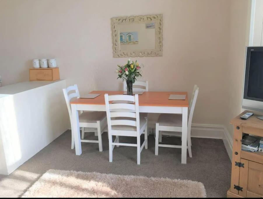 Spacious 1 Bedroom Apartment Near Seafront Πενζάνς Εξωτερικό φωτογραφία