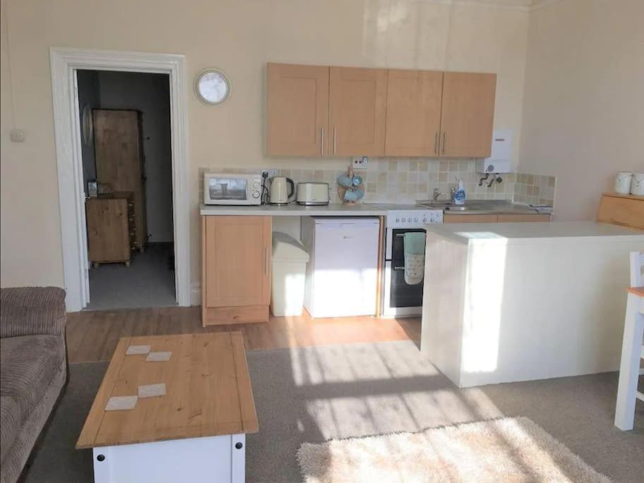 Spacious 1 Bedroom Apartment Near Seafront Πενζάνς Εξωτερικό φωτογραφία