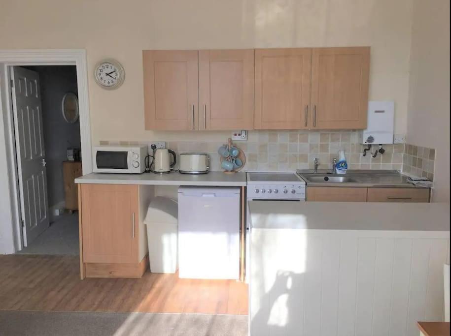 Spacious 1 Bedroom Apartment Near Seafront Πενζάνς Εξωτερικό φωτογραφία